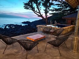 Cliff Cottage Resort