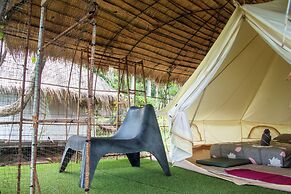 Cliff Cottage Resort