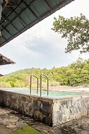 Cliff Cottage Resort