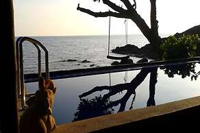 Cliff Cottage Resort