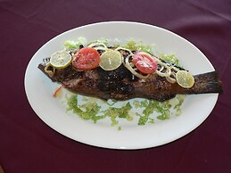 Waecicu Eden Beach Hotel