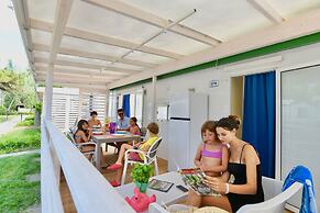 Isamar Holiday Village
