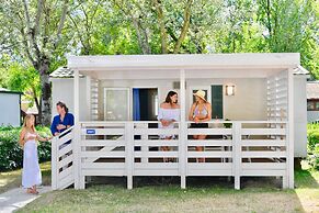 Isamar Holiday Village