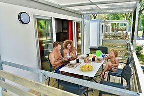 Isamar Holiday Village