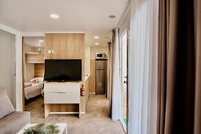 Isamar Holiday Village