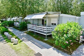 Isamar Holiday Village