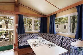 Isamar Holiday Village