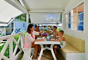 Isamar Holiday Village