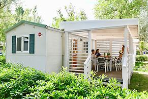 Isamar Holiday Village