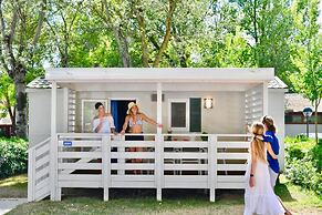 Isamar Holiday Village