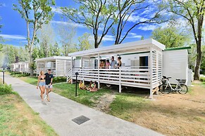 Isamar Holiday Village