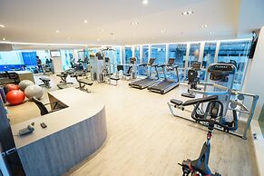 New Season Square Hotel