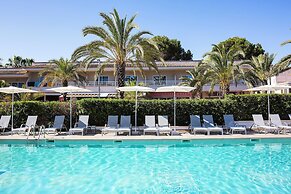 BQ Sarah Hotel - Adults Only