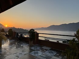 Nar-Bis Hotel