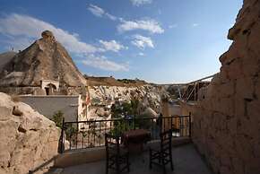 Arif Cave Hotel