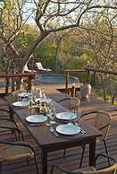 Ngama Tented Safari Lodge