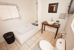 Ngama Tented Safari Lodge