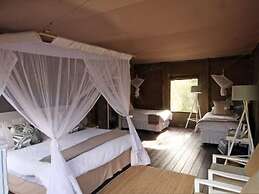 Ngama Tented Safari Lodge