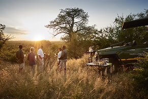 Victoria Falls River Lodge