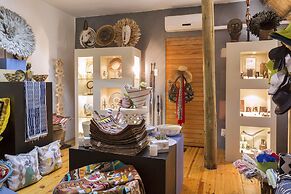 Victoria Falls River Lodge