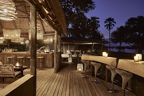 Victoria Falls River Lodge