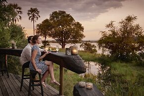 Victoria Falls River Lodge