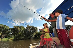 Victoria Falls River Lodge