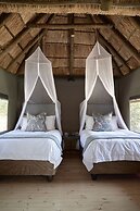 Victoria Falls River Lodge