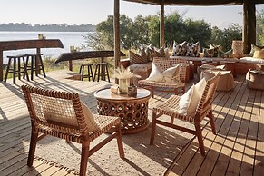 Victoria Falls River Lodge