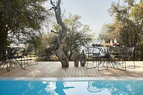 Victoria Falls River Lodge