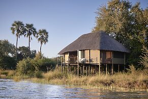Victoria Falls River Lodge