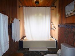 Los Quetzales Ecolodge & Spa
