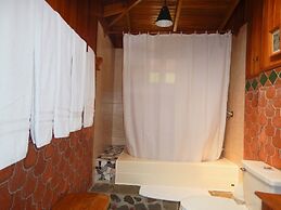 Los Quetzales Ecolodge & Spa