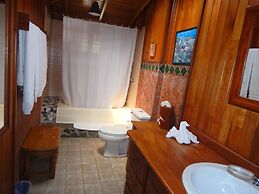 Los Quetzales Ecolodge & Spa