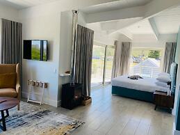 One Marine Drive Boutique Hotel