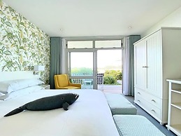 One Marine Drive Boutique Hotel