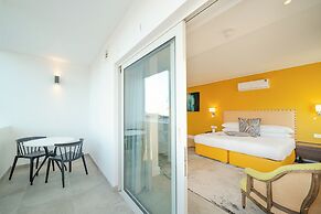 One Marine Drive Boutique Hotel