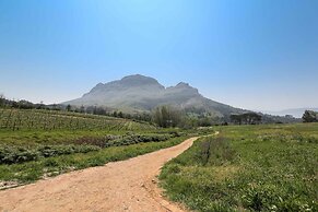 Le Pommier Wine Estate