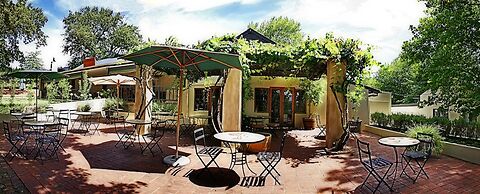 Le Pommier Wine Estate