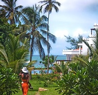 Lantana Galu Beach