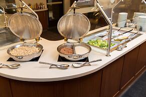 Staybridge Suites Corona South by IHG