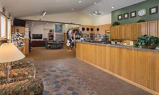 Whispering Woods Resort