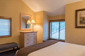 Whispering Woods Resort