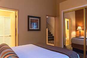 Whispering Woods Resort