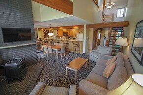 Whispering Woods Resort