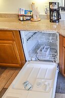 Makai Club Vacation Resort by Resort Stay