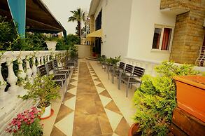 Sincerity Apart Hotel