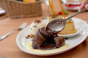 De la Trinidad Hotel