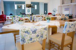 De la Trinidad Hotel