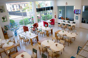 De la Trinidad Hotel